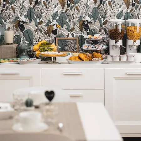 Elysium ベッド・アンド・ブレックファスト メッシーナ