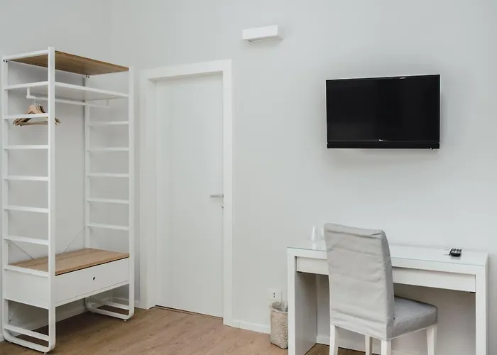 Elysium Bed and breakfast 3*